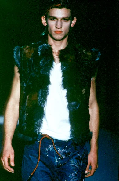 Look 19